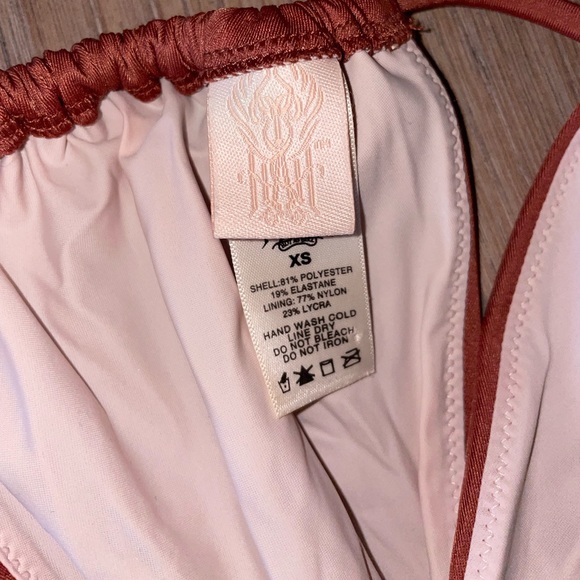 Hot as Hell bikini high wasted burnt orange - Picture 3 of 3